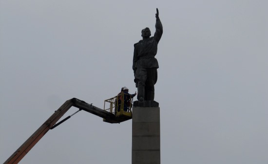 След МОЧА: Започва демонтажът на Альоша в Бургас
