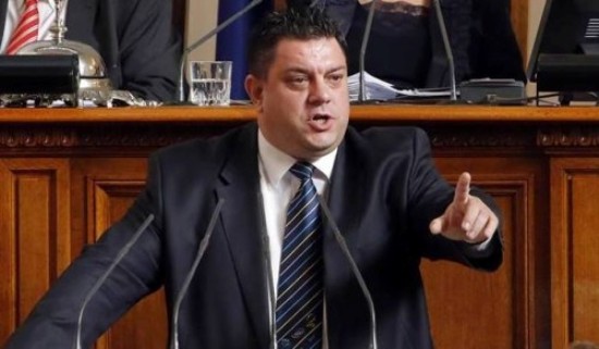 Зафиров: 20% ДДС за ресторантьорите и хляба остава