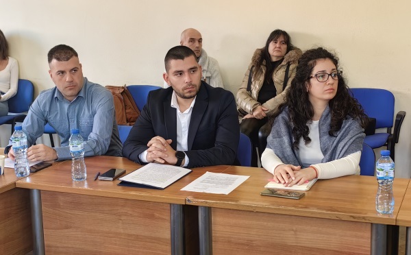 Проведоха обществено обсъждане за ЗМ Силистар