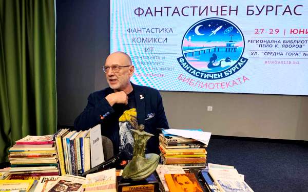 Почина писателят и депутат Любен Дилов-син