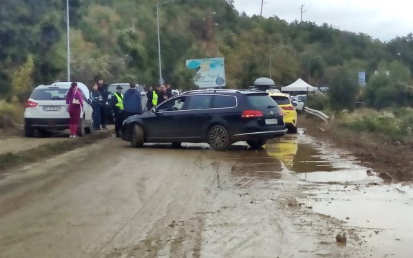 Отмениха бедственото положение в Елените