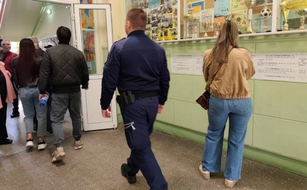 Първа жалба за изборни нарушения в РИК Бургас