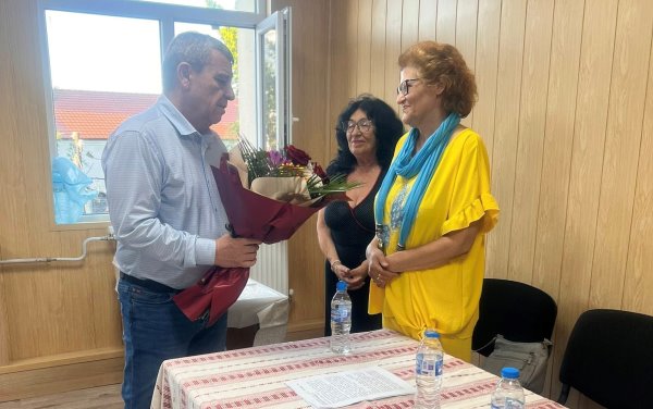 Диана Фъртунова представи книгата си «Легенди от крепостта Русокастро»