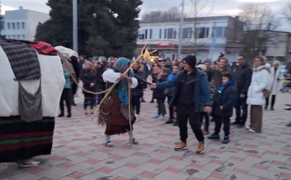 Камено изпрати зимата с Джамал
