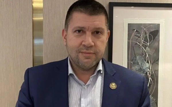 Ивелин Кичуков: Децата в Гърция работят в туризма, как е у нас