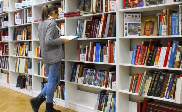 Младитe – между лекциите, бизнеса и двете работи