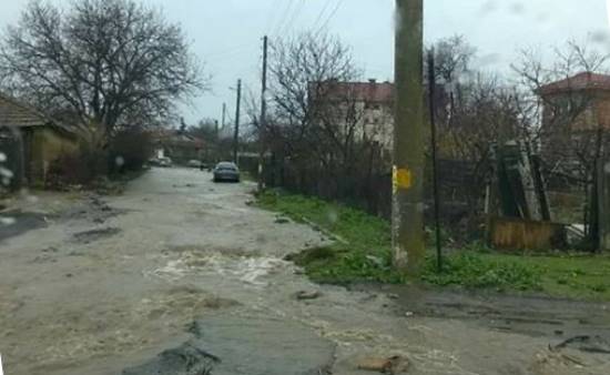 Горно Езерово излиза на протест