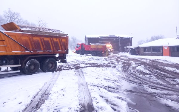 Изтеглят закъсали автомобили в Обзорски проход