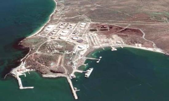 НАП и Митници ще проверяват наличностите в Лукойл