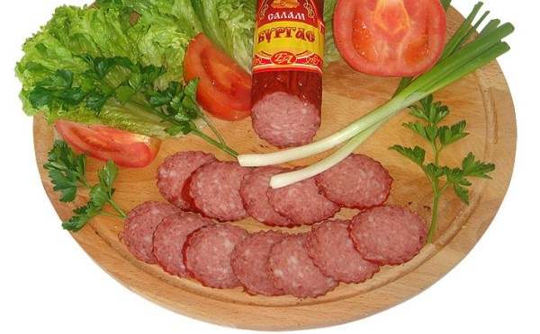Ядем колбаси със захар, сухожилия и хрущяли